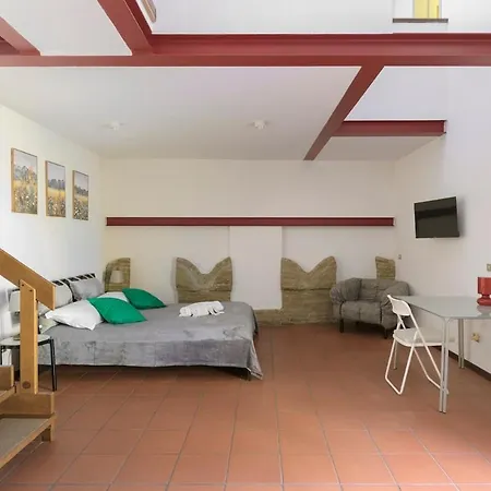 Apartament The Medieval Heart Of Free Parking